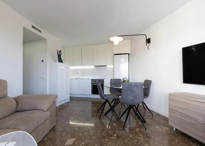 Uhc Balis Family Apartments