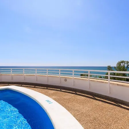 Uhc Balis Family Apartments Cambrils Exterior photo